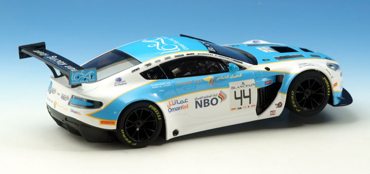 SCALEXTRIC Aston Martin Vantage  GT 3 Oman Racing